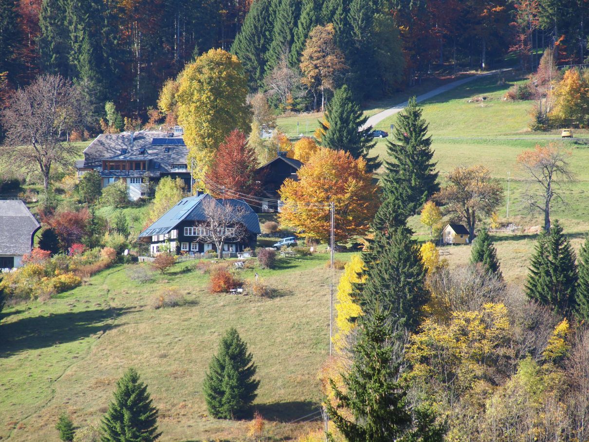 Marzellenhaus im Herbst